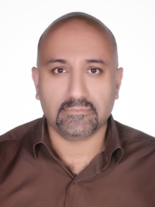کوروش برزی